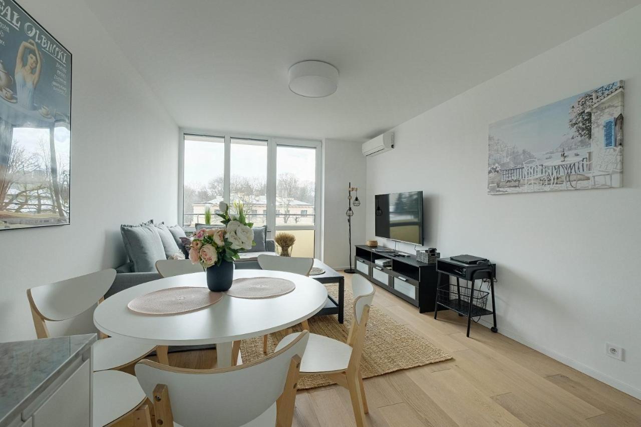Luxurious 3br Center Apartmán